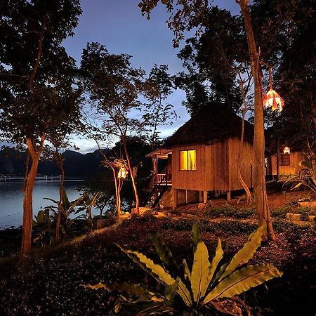 Sunwaree Phi Phi Resort Kültér fotó